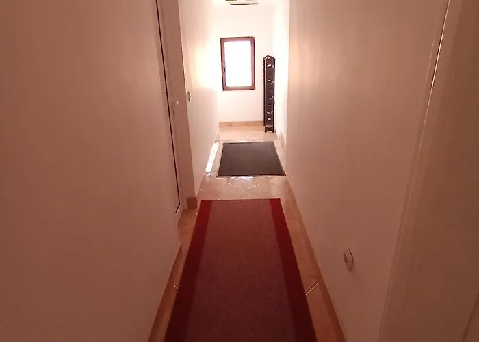 Apartamento Smeštaj Golubica 3